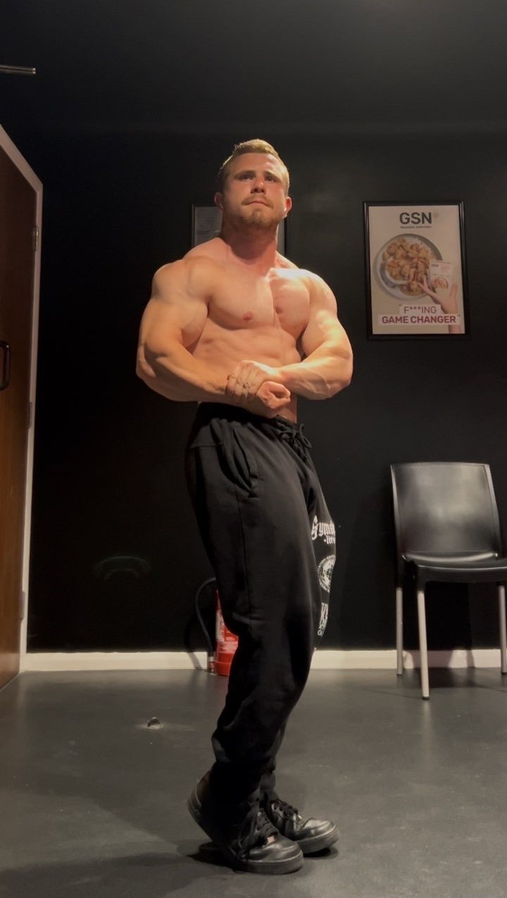 Kieran Blood in a lean side pose
